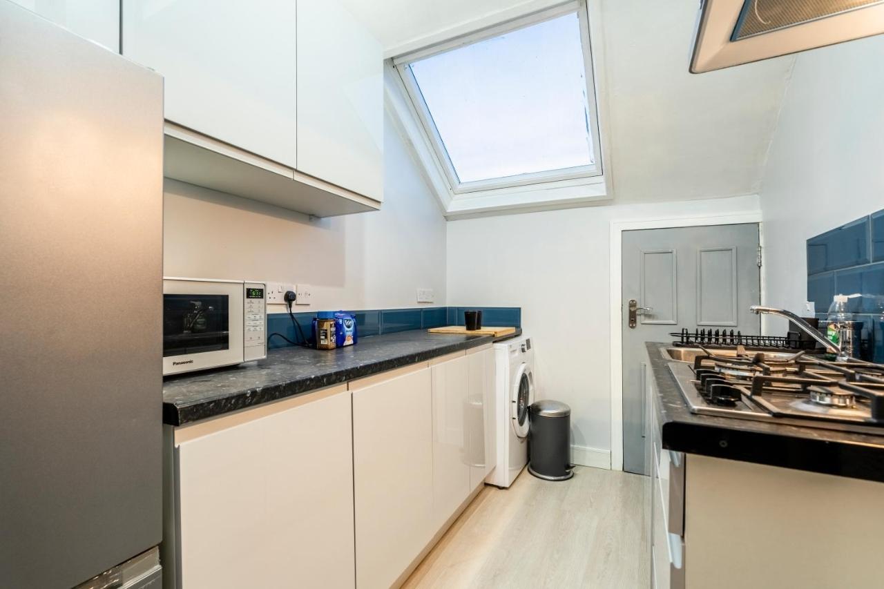 Deluxe 2-Bedroom Flat With Free Parking Birmingam Exterior foto