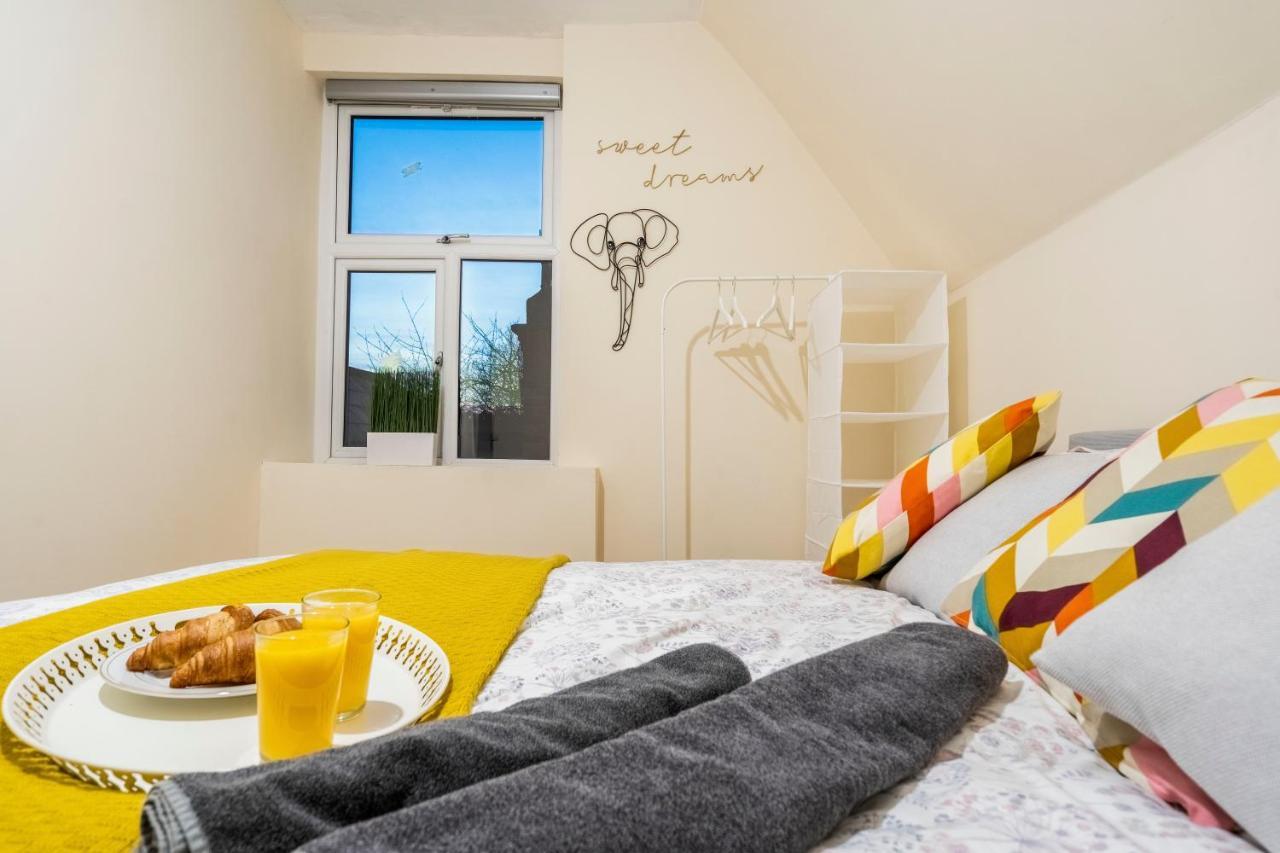 Deluxe 2-Bedroom Flat With Free Parking Birmingam Exterior foto